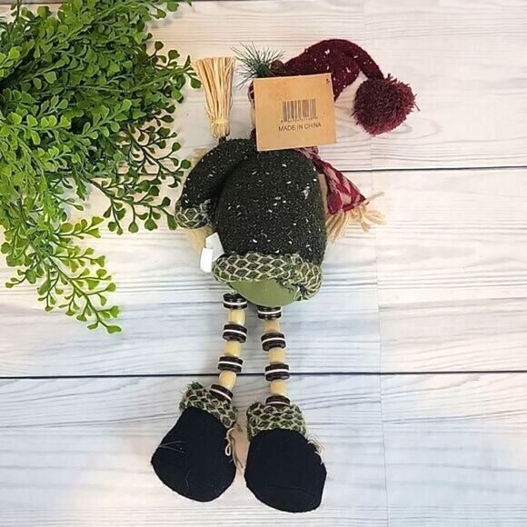 Snowman plush shelf sitter from Hannah's Handiworks. - Picture 8 of 9